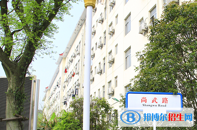 武漢航海職業(yè)技術(shù)學(xué)院2021年招生辦聯(lián)系電話(huà)